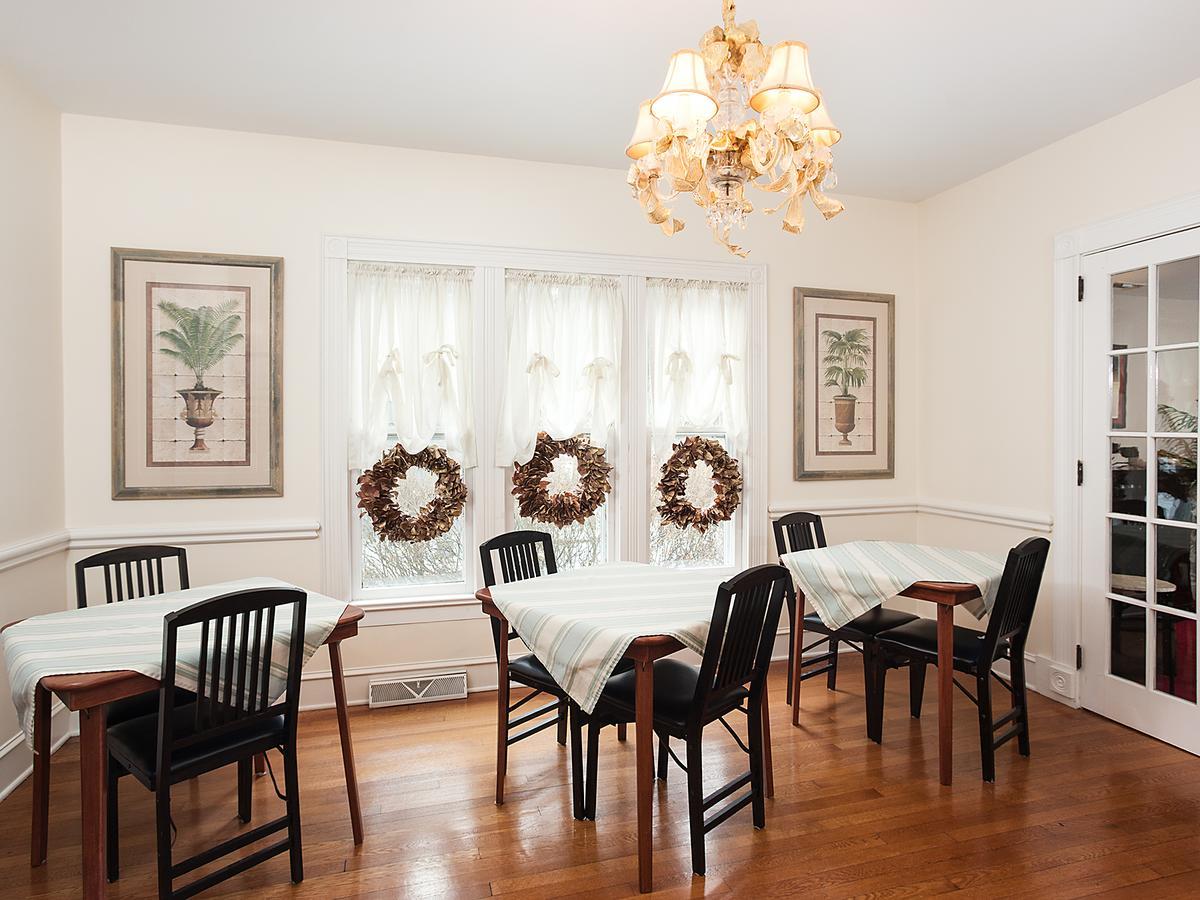 Park House Bed & Breakfast Johnson City Экстерьер фото