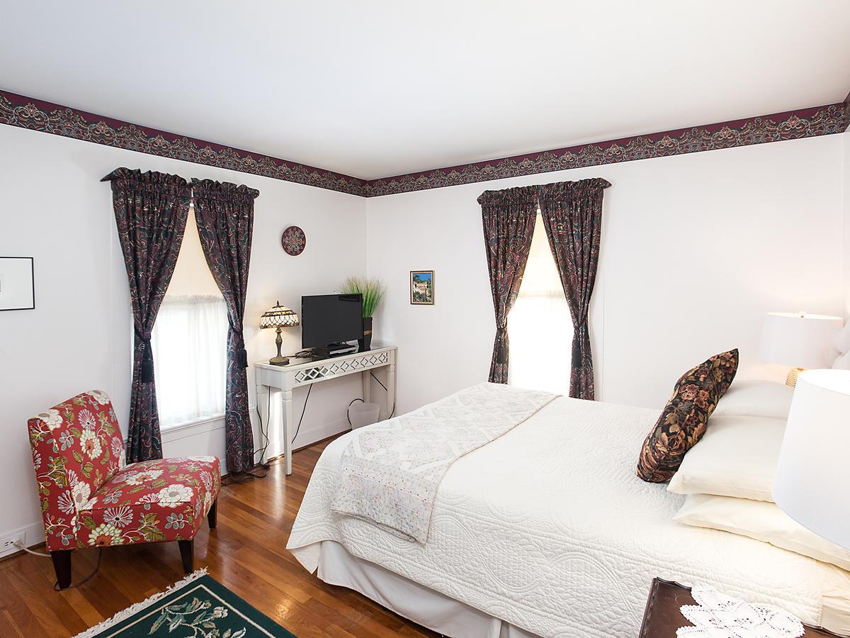 Park House Bed & Breakfast Johnson City Экстерьер фото